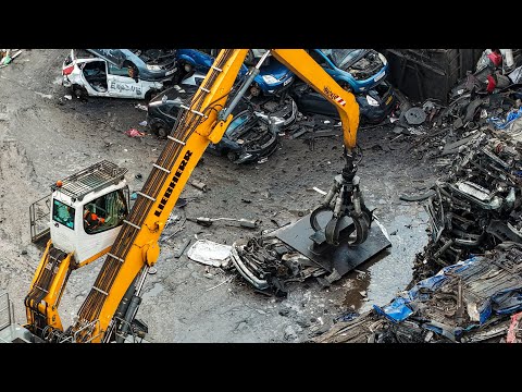 This Liebherr Machine Uses a Heavy Metal Plate to Flatten Cars Like Paper | EMR Salford, Manchester