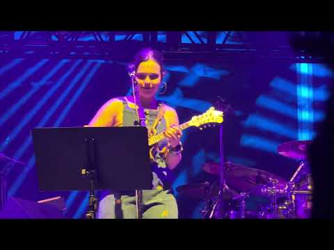 It Stoned Me, Pickin’ Up The Pieces • Widespread Panic (w/ Sierra Hull) • PELP 13