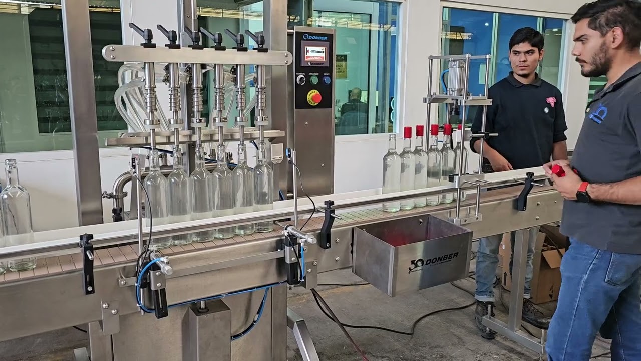 Llenadora  de nivel modelo Door para Mezcal, Donber equipos industriales
