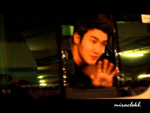 [FANCAM] 120802 Siwon left Paragon