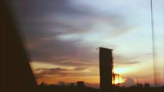 Musik-Video-Miniaturansicht zu Sunset Songtext von Vietra