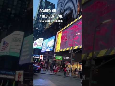 These 3D billboards stop everyone on the street 😱👏