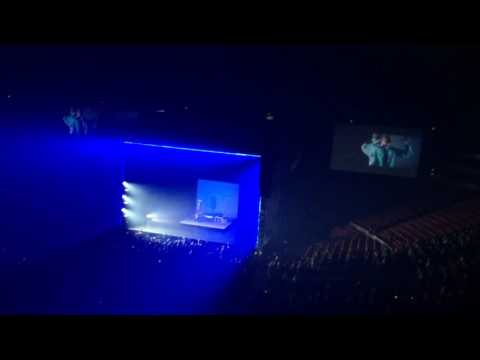 Sia- Bird Set Free Live Austin, TX