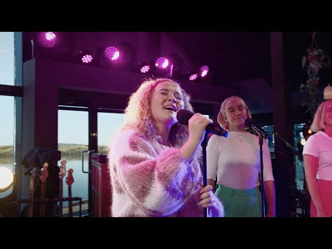 Emma Steinbakken - Show Me (Hver Gang Vi Møtes 2023)