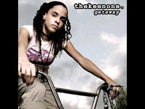 Thekeenone ft. Young De - Keep Movin