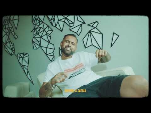DIOR - Julia Saito e Mc Allan (Prod. World) (Video Oficial)