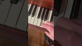 Download lagu Hear Piano Note A4 440 Hz mp3