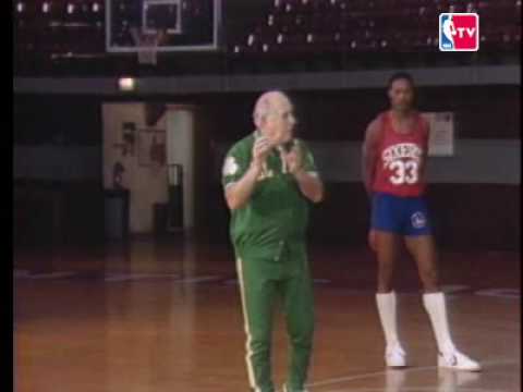 Red on Roundball: Slam Dunk