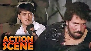 Download lagu Jackie Shroff Fight Scene | Action Scene | Jawab Hum Denge | Shatrughan Sinha, Sridevi | HD mp3