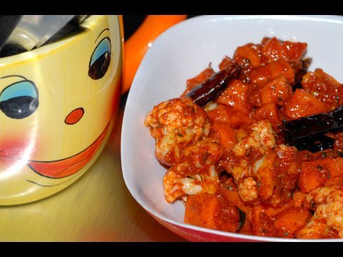 download lagu mp3 mp4 Pickle Of Carrot And Cauliflower, download lagu Pickle Of Carrot And Cauliflower gratis, unduh video klip Pickle Of Carrot And Cauliflower