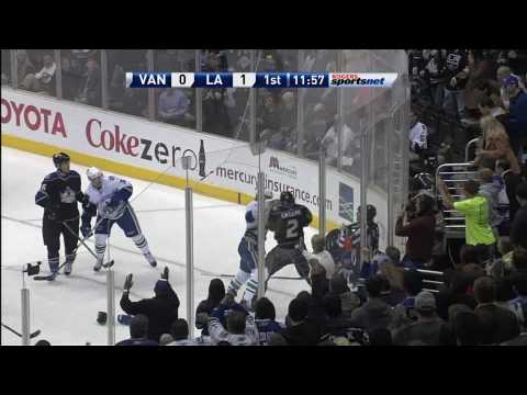 Canucks At Kings - Tanner Glass Vs Matt Greene - 04.01.10 - HD