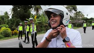 Download lagu NGAKAK BRUTAL!!! VIRAL!!! 4 MODUS PELANGGAR MENGHADAPI RAZIA 2018 (RAHANG CAPE KETAWA) mp3 Download lagu NGAKAK BRUTAL!!! VIRAL!!! 4 MODUS PELANGGAR MENGHADAPI RAZIA 2018 (RAHANG CAPE KETAWA) mp3