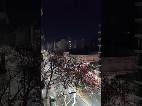 avenida montes de oca como un río de luz en una noche silenciosa #citylights #citylife #nightlife