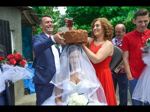 05 TRADITII Nunta ( TURTA MIRESEI si NUNEASCA , LIVE% ) Cameraman Eugenia - 0751132073 , Djfotofilm
