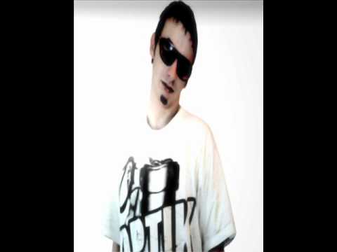 Chiny [Pak Art Familija] - Lazna Ljubav ft. BoxXx (Serbian rap) 2010