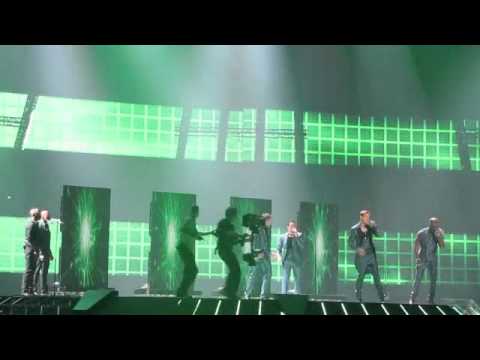 ESCKAZ live in Dusseldorf UK 1st rehearsal