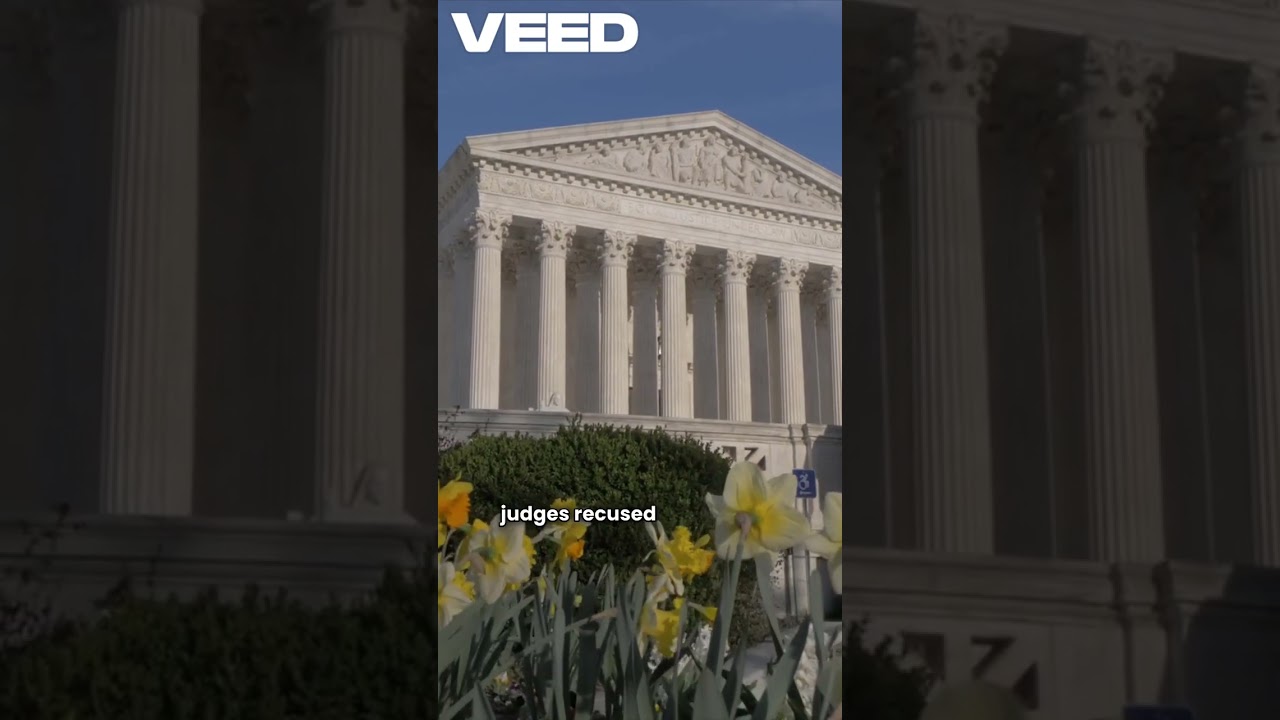 HDFC Bank CEO Moves SC Over FIR by Lilavati Trust | Bombay HC Judges Recuse