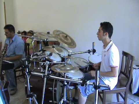 Me drumming "T'appartengo" - Roccamonfina 2010 - V turno