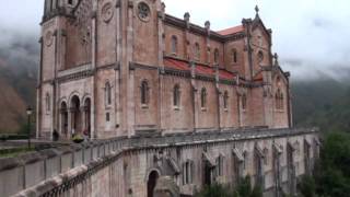 preview picture of video 'PLACE COVADONGA Basílica de Santa María la Real'