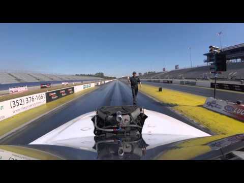 Frank Hawley's Drag Racing School Funny Car Action!