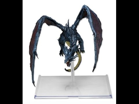 Unboxing: D&D: Attack Wing: Bahamut Premium Figure