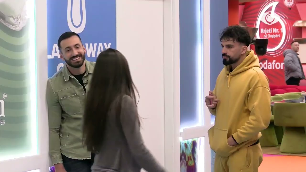 “Dua që ti të jesh e guximshme”/ Jozi bisedon me Olën: Vdes për vajzat e guximshme…