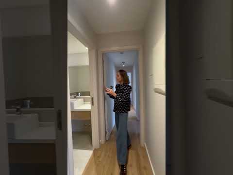 Video de YouTube - Apartamento en Alquiler de 3 dormitorios con Piscina y Garage en San Nicolás, Montevideo