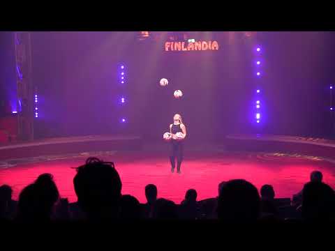 Sara Polach Sirkus FINLANDIA