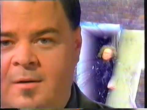 Pere Ubu - I Hear They Smoke The Barbecue (Official Video)