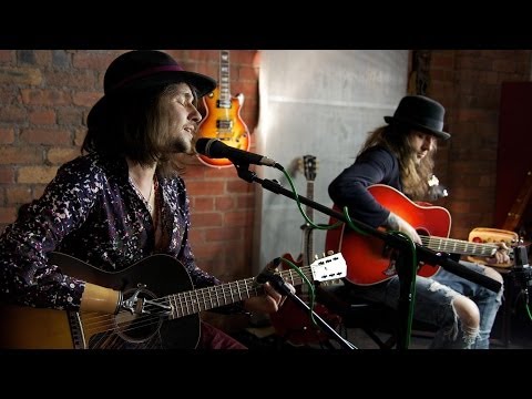 Xander and the Peace Pirates - Shadows Acoustic Session