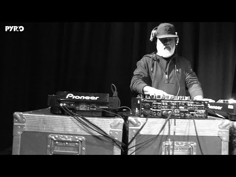 Drum & Bass Soundclash - Round 1 - Ray Keith & Navigator MC - PyroRadio