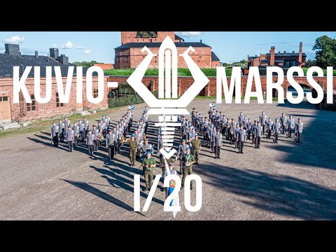 Puolustusvoimien varusmiessoittokunnan kuviomarssi 2020