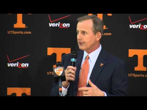 Rick Barnes introduced as the Vols' new basketball coach