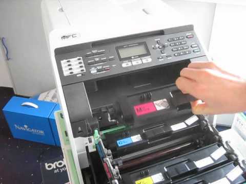 okm2000.de Brother MFC-9460CDN MFC-9465CDN Tonerwechsel Farblaserdrucker