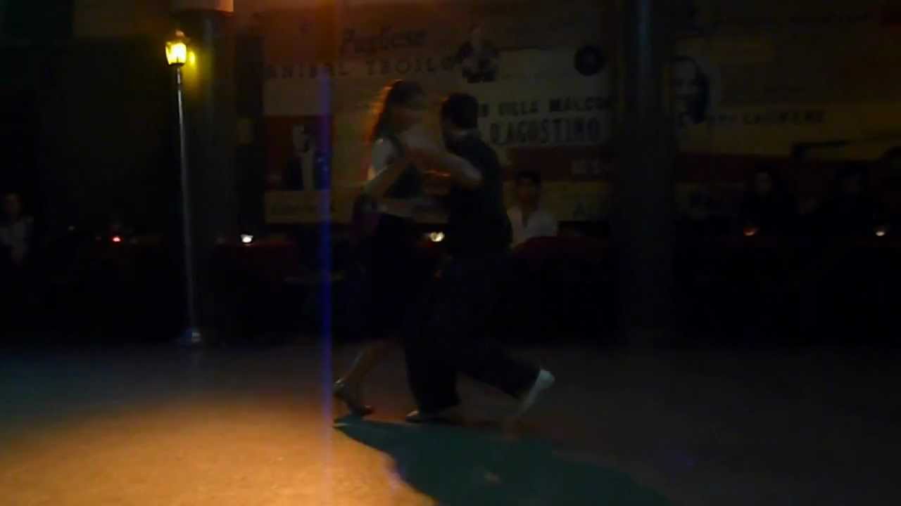 Natasha Lewinger y Pablo Rodríguez en Soho Tango Junio 2012 (2) (3) (4)