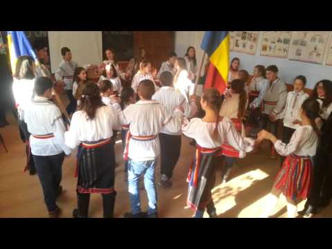 HORA UNIRII 2016 -  SCOALA GIMNAZIALA COMUNA BOZIENI