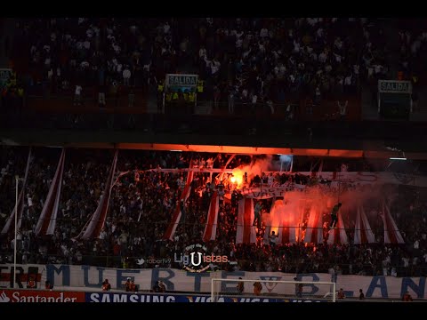 "MUERTE BLANCA, Hinchada de Liga de Quito 2020 // Â¿La mejor hinchada de Ecuador?" Barra: Muerte Blanca • Club: LDU