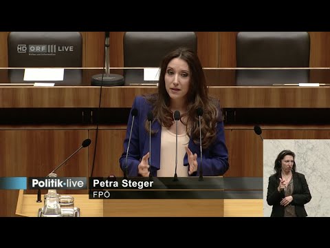 Petra Steger - Selbstverteidigungskurse im Turnunterricht - 24.2.2016