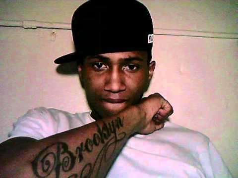 GANGSTA -E-DOLLAZ AND LEEKY