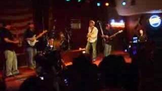 Taylor Hicks and LiMBO - Gonna Move