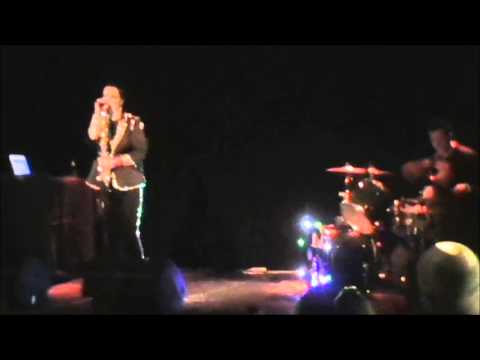 Shanokee performing 'Input' at The Black Box Belfast