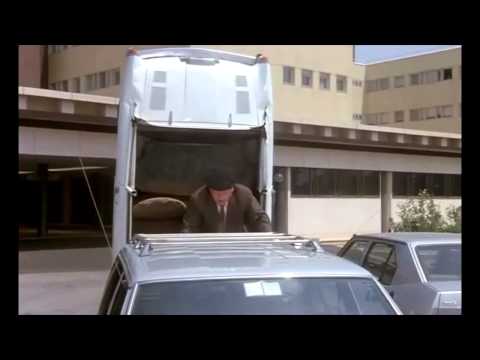 "Fantozzi va in pensione -Fantozzi retires" ENG SUB