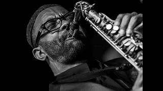 Kenny Garrett w/ Elvin Jones - Shaw
