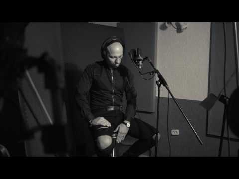 R. Žiogas atlieka kun. Egidijaus Arnašiaus kūrinį Nemunais į laisvę