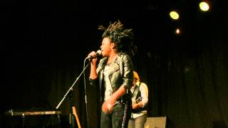 Leona Philippo - Mesmerized, Trosmuziekcafe, 12-1-13