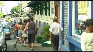 marine le pen et muezzin