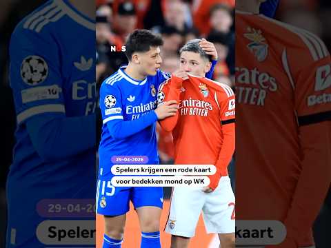 Spelers krijgen een rode kaart voor bedekken mond op WK