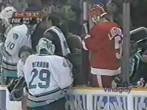 Darren McCarty vs Marty McSorley