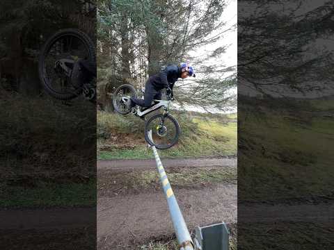 I’ve always liked the feeling of control you get doing these! Phone clip from my recent Bosch film…