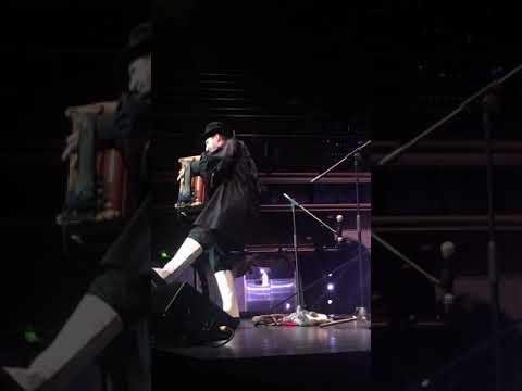 Manu Blanchet , la fille à la meunière.